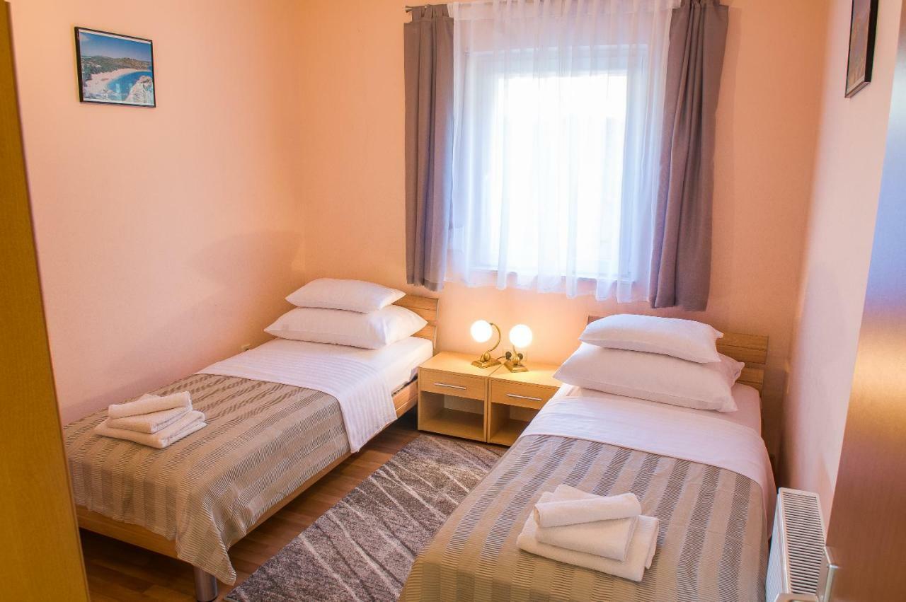 Maestral Suites 시베니크 외부 사진